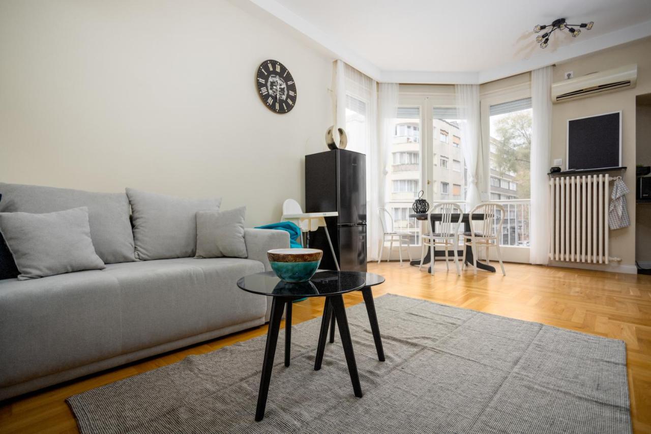Golden Hour Apartment Budapest Exterior photo